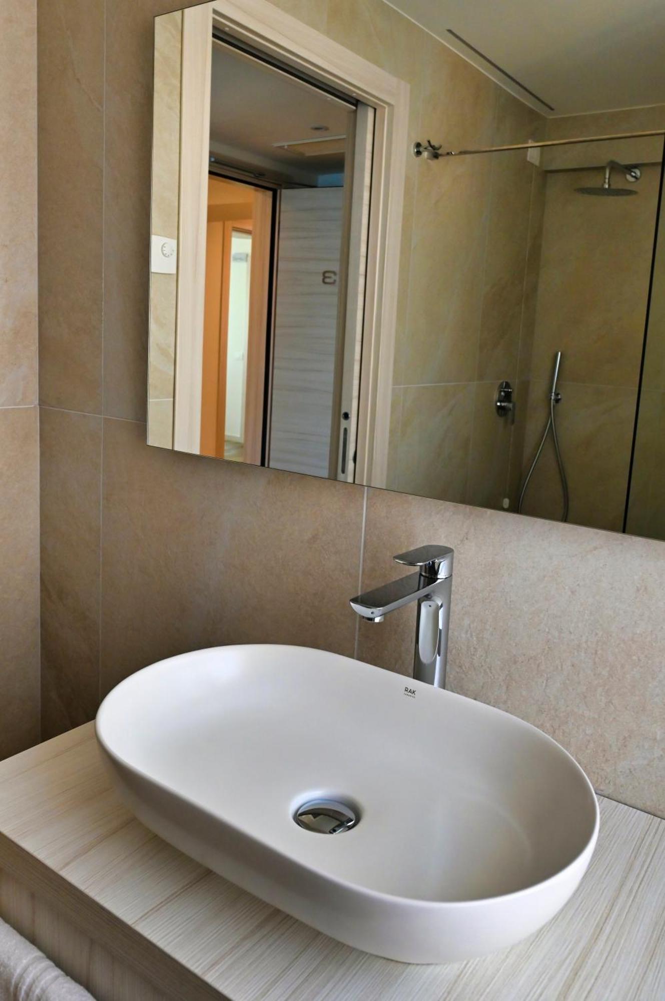 Hotel Giardinetto Garda  Luaran gambar